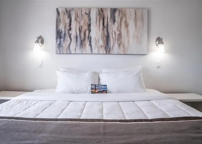 219 Fully Furnished, Wifi Included Apartment Scottsdale